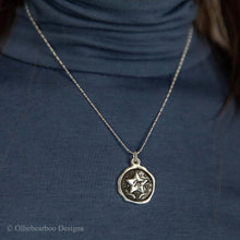 Load image into Gallery viewer, Star necklace in fine silver-custom initials
